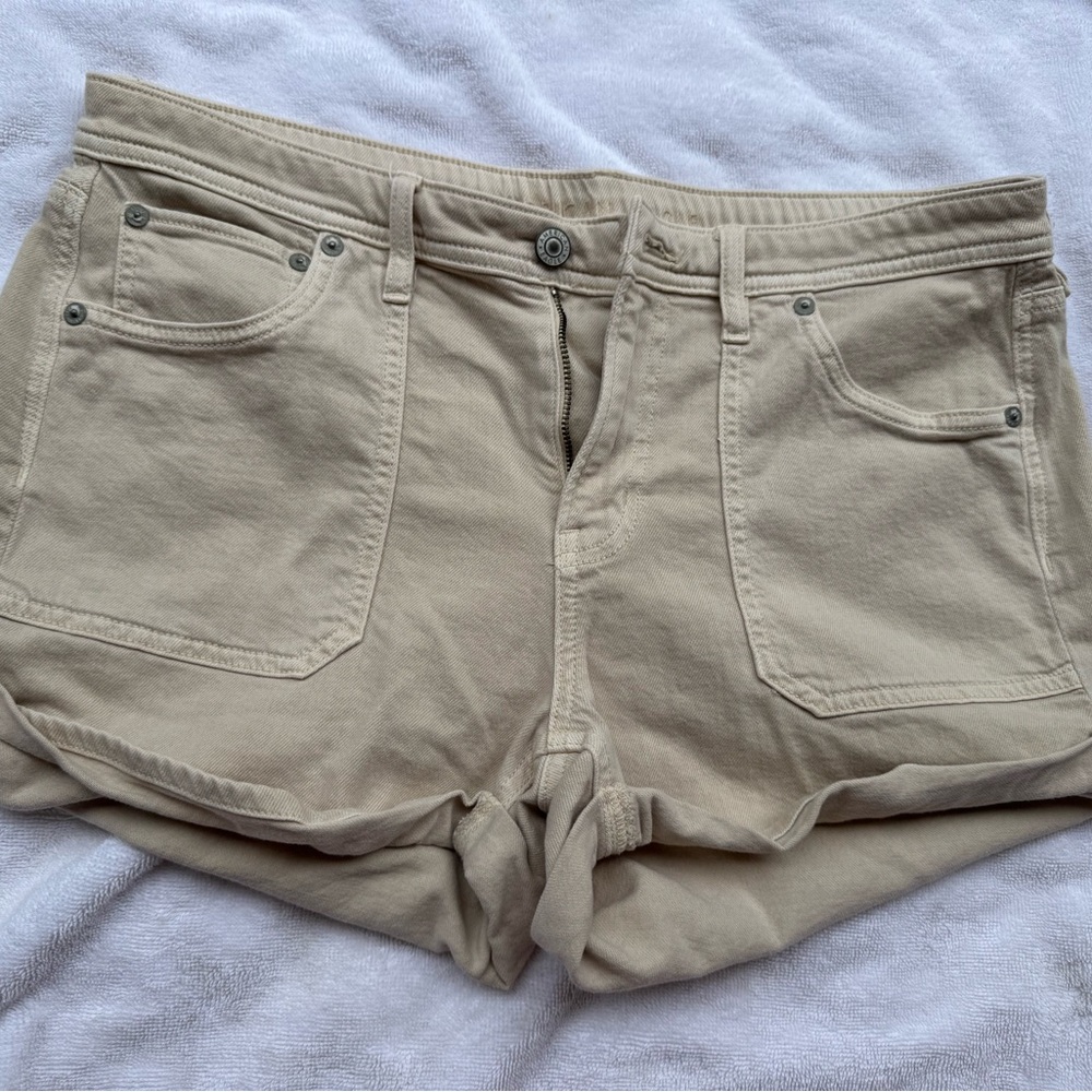 American Eagle Outfitters Women's Cream Jean Shorts